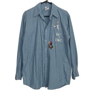 Warner Bros. Vintage Light Blue Embroidered Bugs Bunny Stinker Denim Shirt sz S